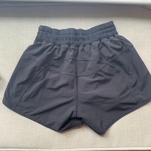 Black lululemon running shorts size 4